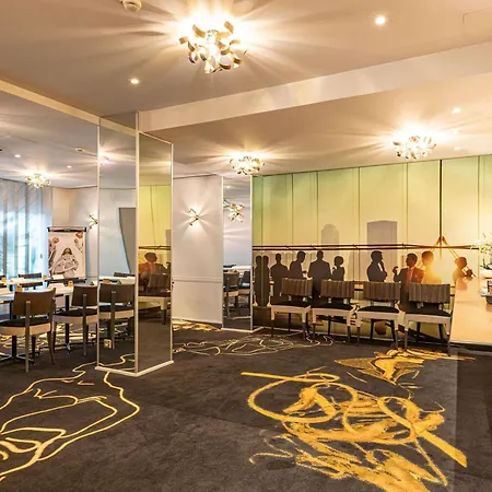 酒店 巴黎意大利广场美居酒店 4*