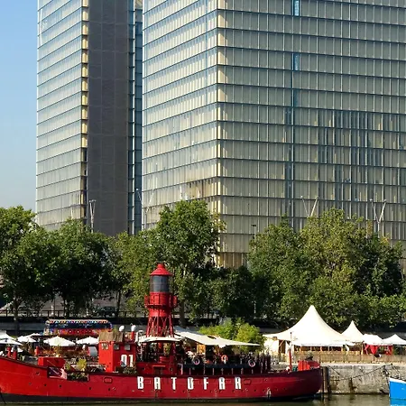 巴黎意大利广场美居酒店