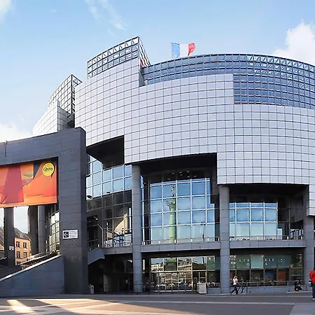 酒店 巴黎意大利广场美居酒店 4*