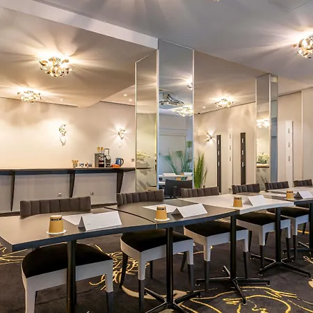 Mercure Place D'italie Hotel