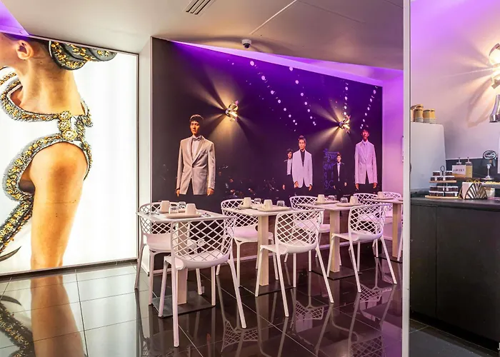 Hotell Mercure Place D'italie 4*