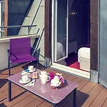 ميركيور بلاس ديتالي فندق 4*