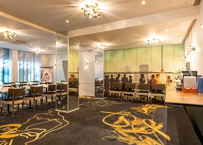 Hotel Mercure Place D'italie 4*