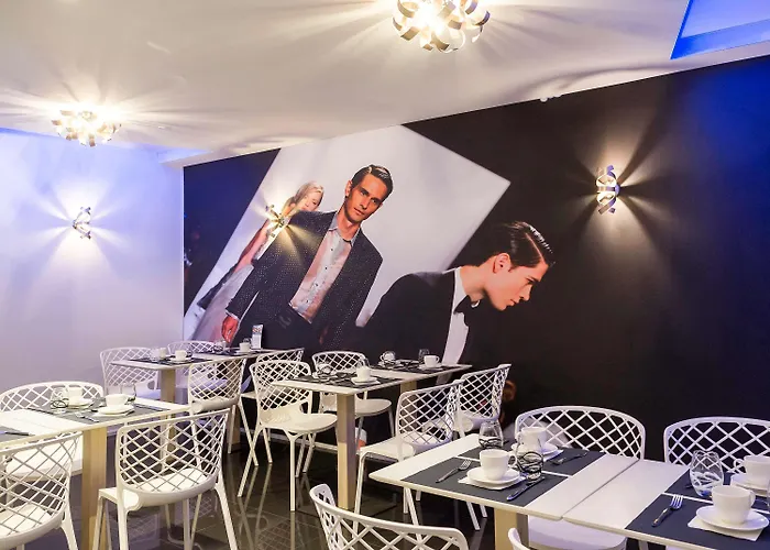 Mercure Place D'italie Hotel 4*