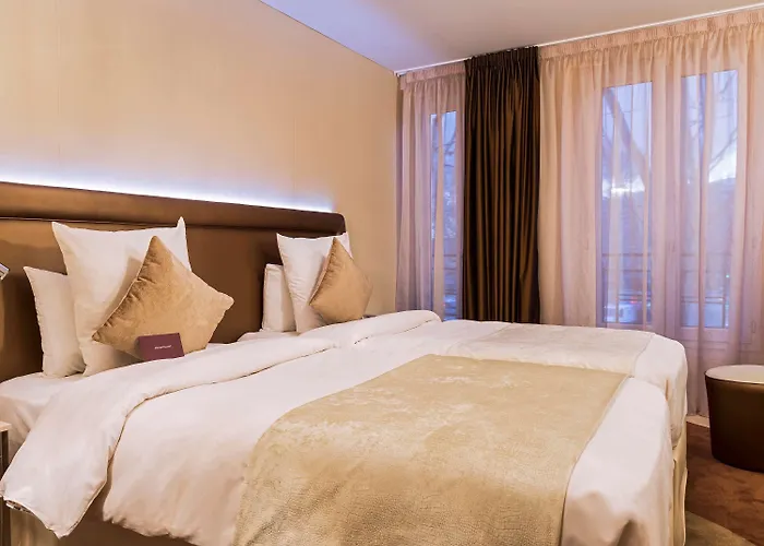 Hotel Mercure Place D'italie 4*